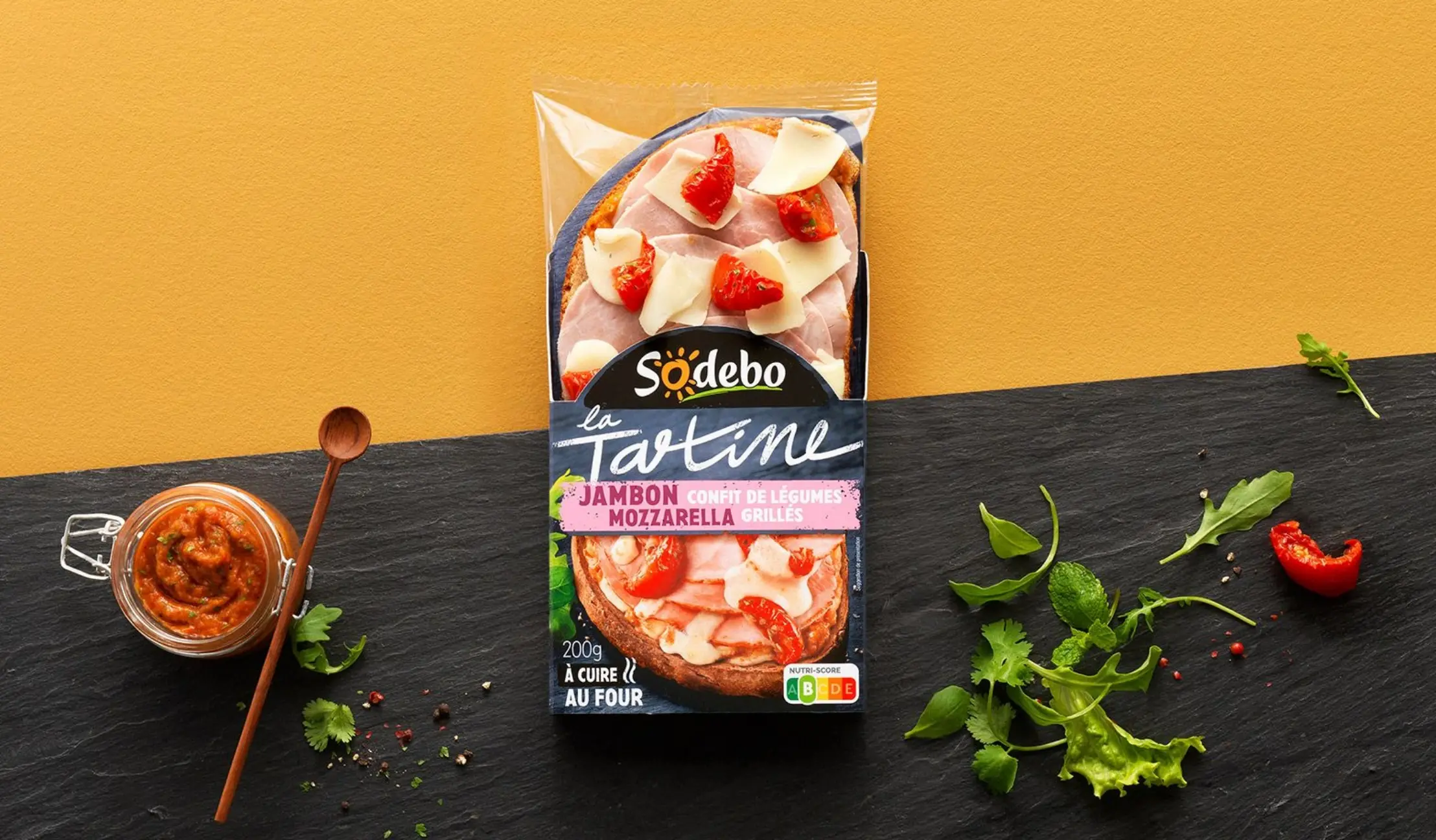 Packaging Sodebo La Tartine Jambon Mozzarella Confit de Légumes Grillés 200g, Nutri-Score B, à cuire au four